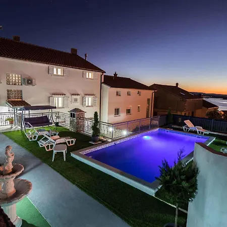 One-bedroom In Lxxxiv * Crikvenica
