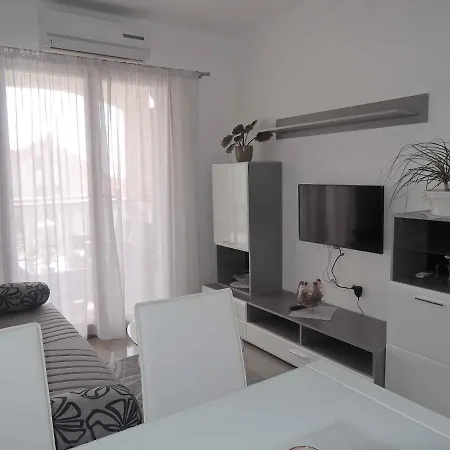 One-bedroom In Lxxxiv *