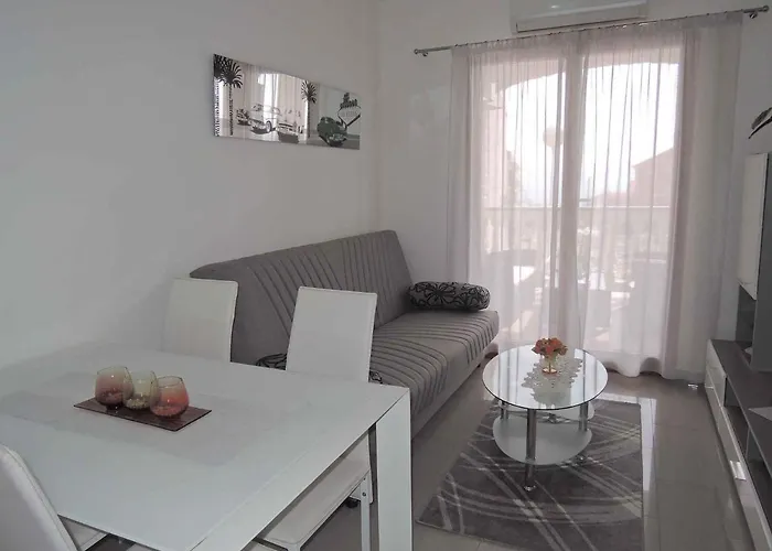 One-bedroom In Lxxxiv Appartement Crikvenica